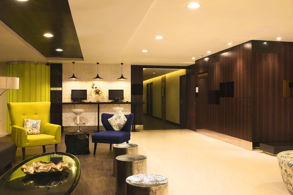 Bonnet Hotel סוראבאיה מראה חיצוני תמונה