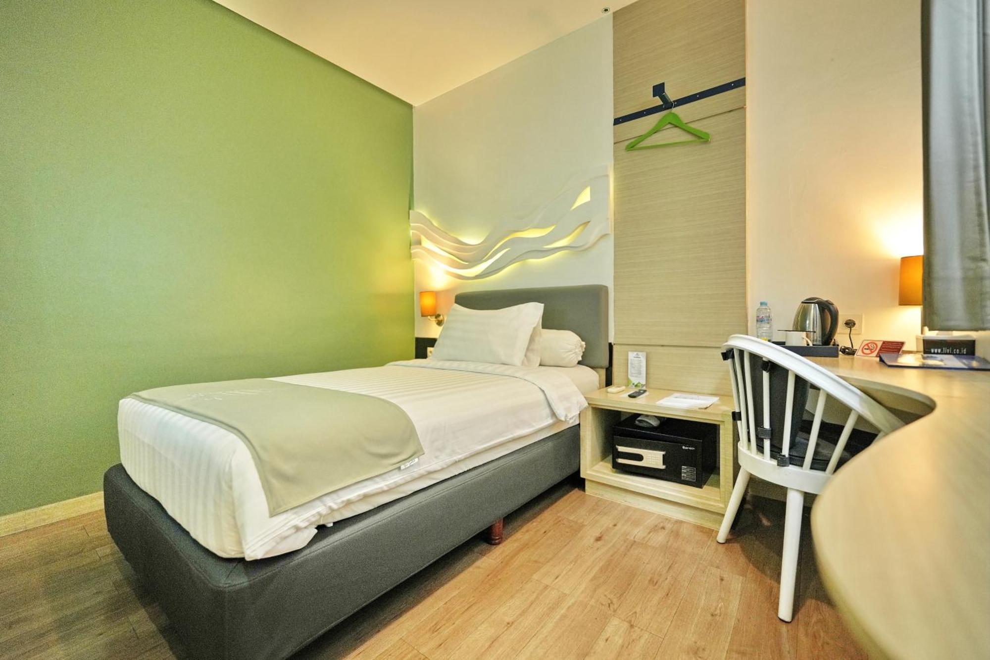 Bonnet Hotel סוראבאיה מראה חיצוני תמונה