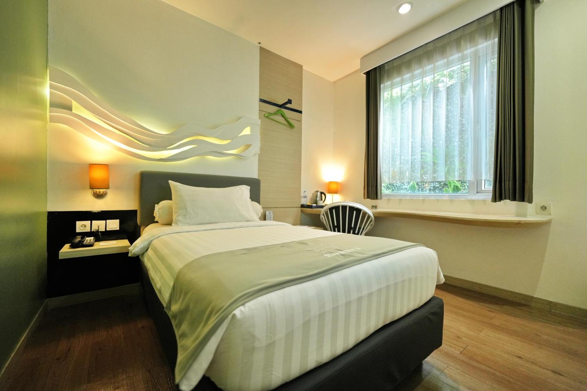 Bonnet Hotel סוראבאיה מראה חיצוני תמונה