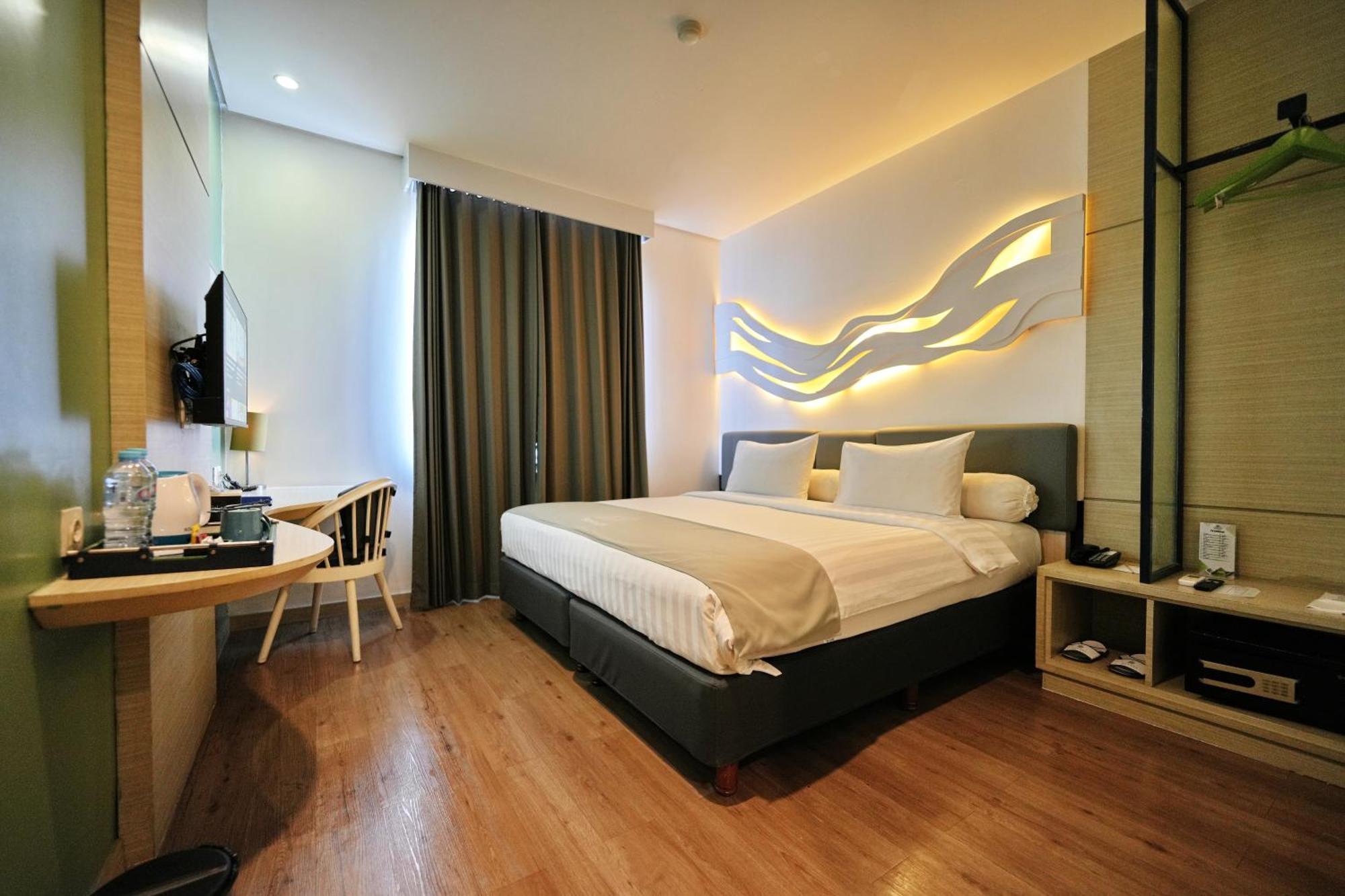 Bonnet Hotel סוראבאיה מראה חיצוני תמונה