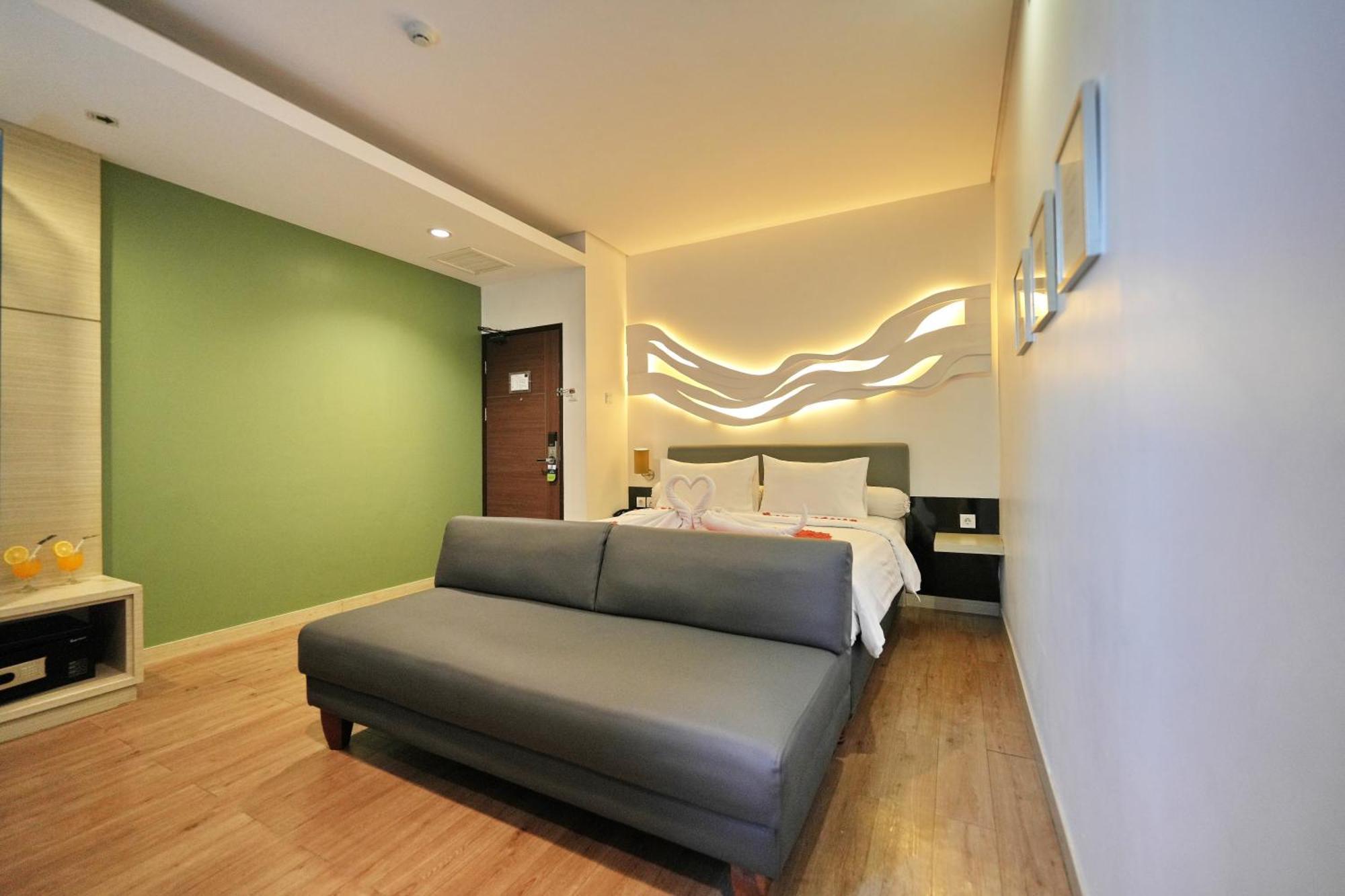 Bonnet Hotel סוראבאיה מראה חיצוני תמונה
