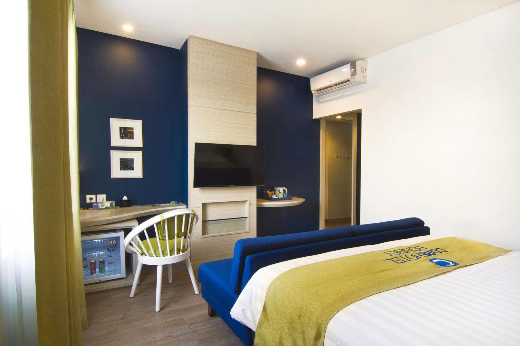 Bonnet Hotel סוראבאיה מראה חיצוני תמונה