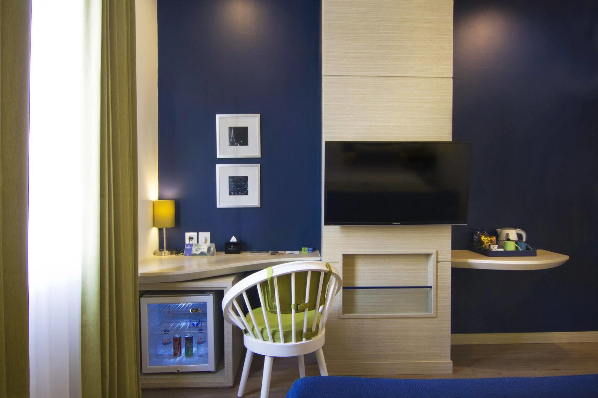 Bonnet Hotel סוראבאיה מראה חיצוני תמונה